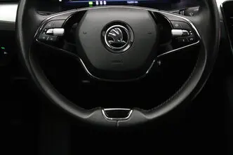 Škoda Superb, 2.0, 90 kW, diesel, automatic, front-wheel drive