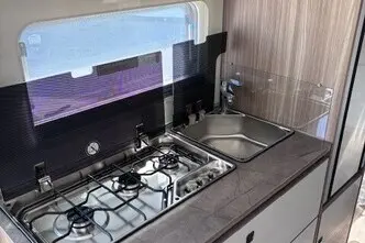 Fendt TENDENZA 560 SFDW, бензин+cng