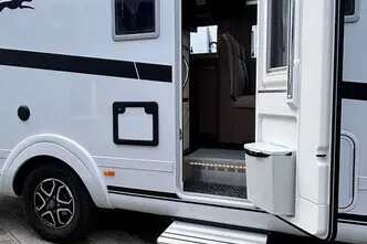 Laika ECOVIP, 2.0, 103 kW, дизель, автомат, передний привод