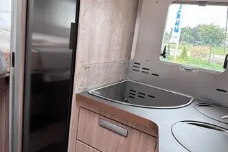 Laika ECOVIP, 2.0, 103 kW, дизель, автомат, передний привод