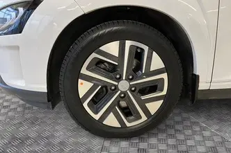 Hyundai Kona, elektra, automatinė, priekiniai varomieji ratai