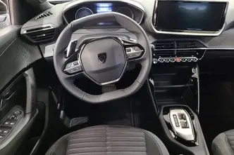 Peugeot 2008, 1.2, 96 kW, benzinas, automatinė, priekiniai varomieji ratai