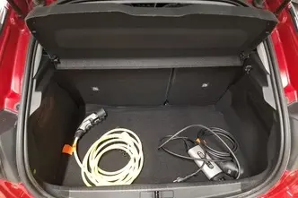 Opel Corsa, elektrība, automātiskā, priekšējā piedziņa