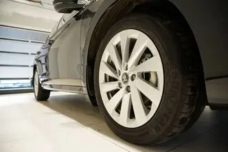 Škoda Octavia, 1.5, 110 kW, hibridas, automatinė, priekiniai varomieji ratai