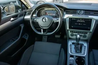 Volkswagen Passat, 1.6, 88 kW, diisel, automaat, esivedu