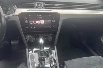 Volkswagen Passat, 2.0, 110 kW, дизель, автомат, передний привод