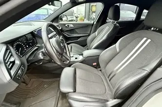 BMW 218, 1.5, 100 kW, benzinas, automatinė, priekiniai varomieji ratai