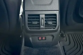 BMW 218, 1.5, 100 kW, benzinas, automatinė, priekiniai varomieji ratai