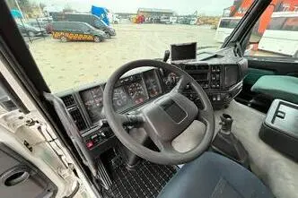 Volvo FM 420 6x2, 309 kW, dīzelis, manuālā
