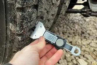 Volvo FM 420 6x2, 309 kW, dīzelis, manuālā