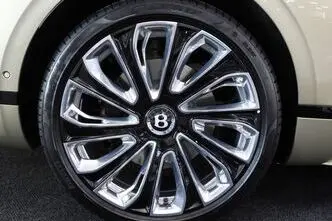 Bentley Continental GT, 4.0, 575 kW, benzinas, automatinė, visų varomųjų ratų pavara