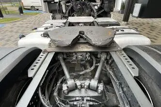 Mercedes-Benz Actros, 12.8, 330 kW, dīzelis, aizmugurējā piedziņa