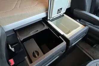 Mercedes-Benz Actros, 12.8, 330 kW, dīzelis, aizmugurējā piedziņa