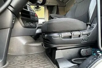 DAF XF, 12.9, 355 kW, dyzelinas, automatinė, galiniai varomieji ratai