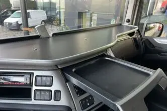 DAF XF, 12.9, 355 kW, dyzelinas, automatinė, galiniai varomieji ratai