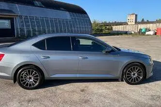 Škoda Superb, 1.4, 110 kW, petrol, automatic, front-wheel drive