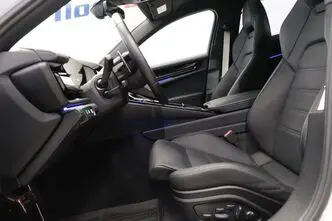 Porsche Panamera, 2.9, 224 kW, pistikhübriid, automaat, nelikvedu