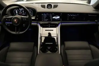 Porsche Panamera, 2.9, 224 kW, pistikhübriid, automaat, nelikvedu