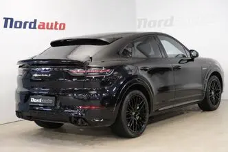 Porsche Cayenne, 4.0, 404 kW, hibridas, automatinė, visų varomųjų ratų pavara