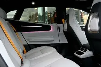 Polestar 4, 400 kW, electric, automatic, four-wheel drive