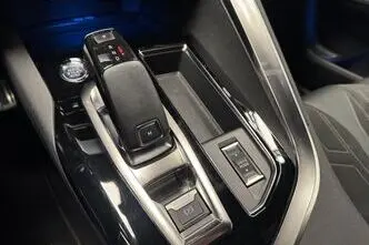 Peugeot 3008, 1.2, 96 kW, petrol, automatic, front-wheel drive