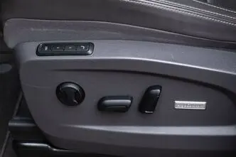 Volkswagen Multivan, 2.0, 150 kW, bensiin, automaat, esivedu