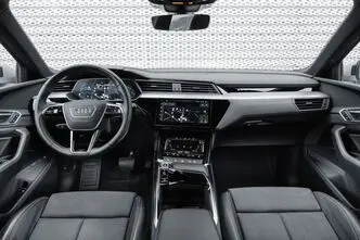 Audi e-tron, 300 kW, elekter, automaat, nelikvedu