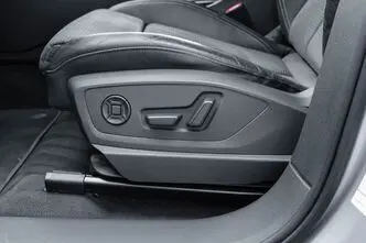 Audi e-tron, 300 kW, elekter, automaat, nelikvedu