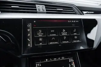 Audi e-tron, 300 kW, elekter, automaat, nelikvedu