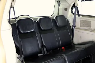 Chrysler Grand Voyager, 2.8, 120 kW, diesel, automatic, front-wheel drive