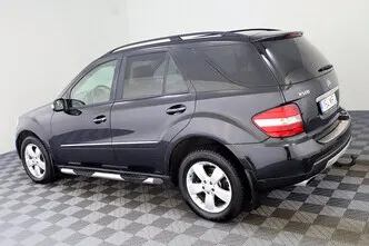 Mercedes-Benz ML 500, 5.0, 225 kW, petrol, automatic, four-wheel drive