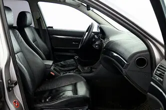 BMW 520, 2.0, 110 kW, petrol, manual, rear-wheel drive