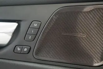 Volvo XC60, 2.0, 145 kW, hübriid, automaat, nelikvedu