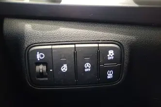 Hyundai i20, 1.0, 74 kW, bensiin, automaat, esivedu