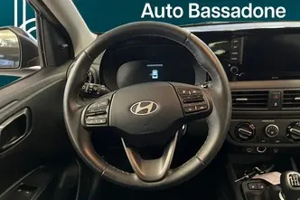 Hyundai i10, 1.0, 46 kW, petrol, manual, front-wheel drive