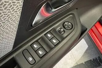 Citroën C4, 1.2, 96 kW, bensiin, automaat, esivedu