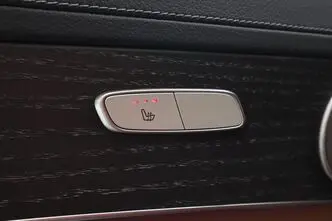 Mercedes-Benz GLC 300, 2.0, 190 kW, hybrid, automatic, four-wheel drive