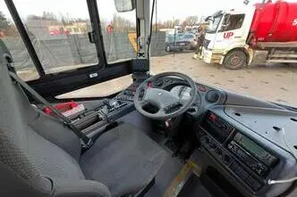 Iveco Crossway LE 4x2, 243 kW, diisel, automaat
