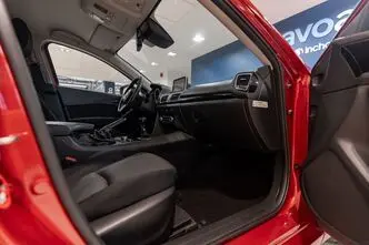 Mazda 3, 2.0, 88 kW, bensiin, manuaal, esivedu