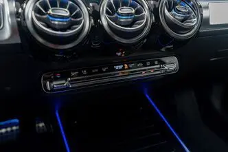 Mercedes-Benz GLB 35 AMG, 2.0, 225 kW, бензин, автомат, полный привод