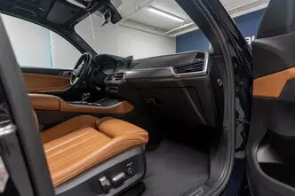 BMW X5, 3.0, 210 kW, hübriid, automaat, nelikvedu