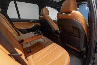 BMW X5, 3.0, 210 kW, hübriid, automaat, nelikvedu