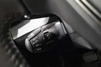 Peugeot 208, 1.2, 74 kW, bensiin, automaat, esivedu