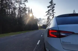Škoda Superb, 1.4, 110 kW, бензин, автомат, передний привод