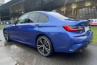 BMW 330, 2.0, 135 kW, подключаемый гибрид, автомат, полный привод
