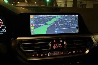 BMW 330, 2.0, 135 kW, подключаемый гибрид, автомат, полный привод