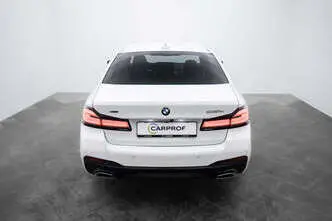 BMW 530, 2.0, 215 kW, автомат, полный привод