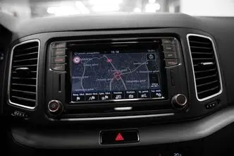 Volkswagen Sharan, 1.4, 110 kW, bensiin, automaat, esivedu