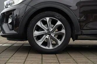 Kia Stonic, 1.4, 73 kW, bensiin, automaat, esivedu