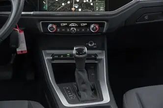 Audi Q3, 1.4, 180 kW, pistikhübriid, automaat, esivedu